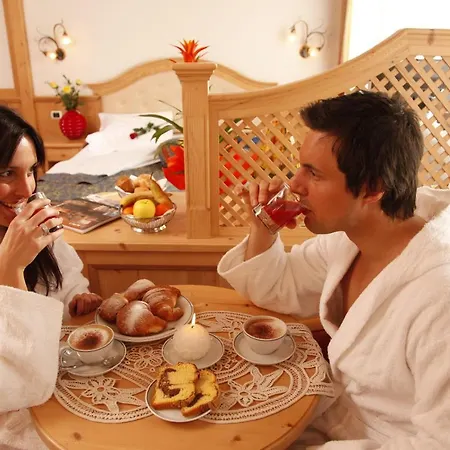 Hotel Mirabello - Slow Benessere Fiera Di Primiero
