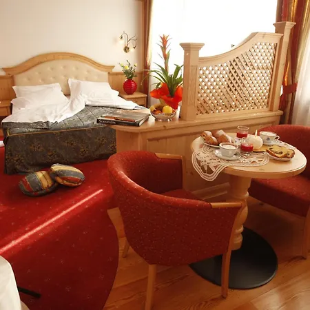 Hotel Mirabello - Slow Benessere 4*